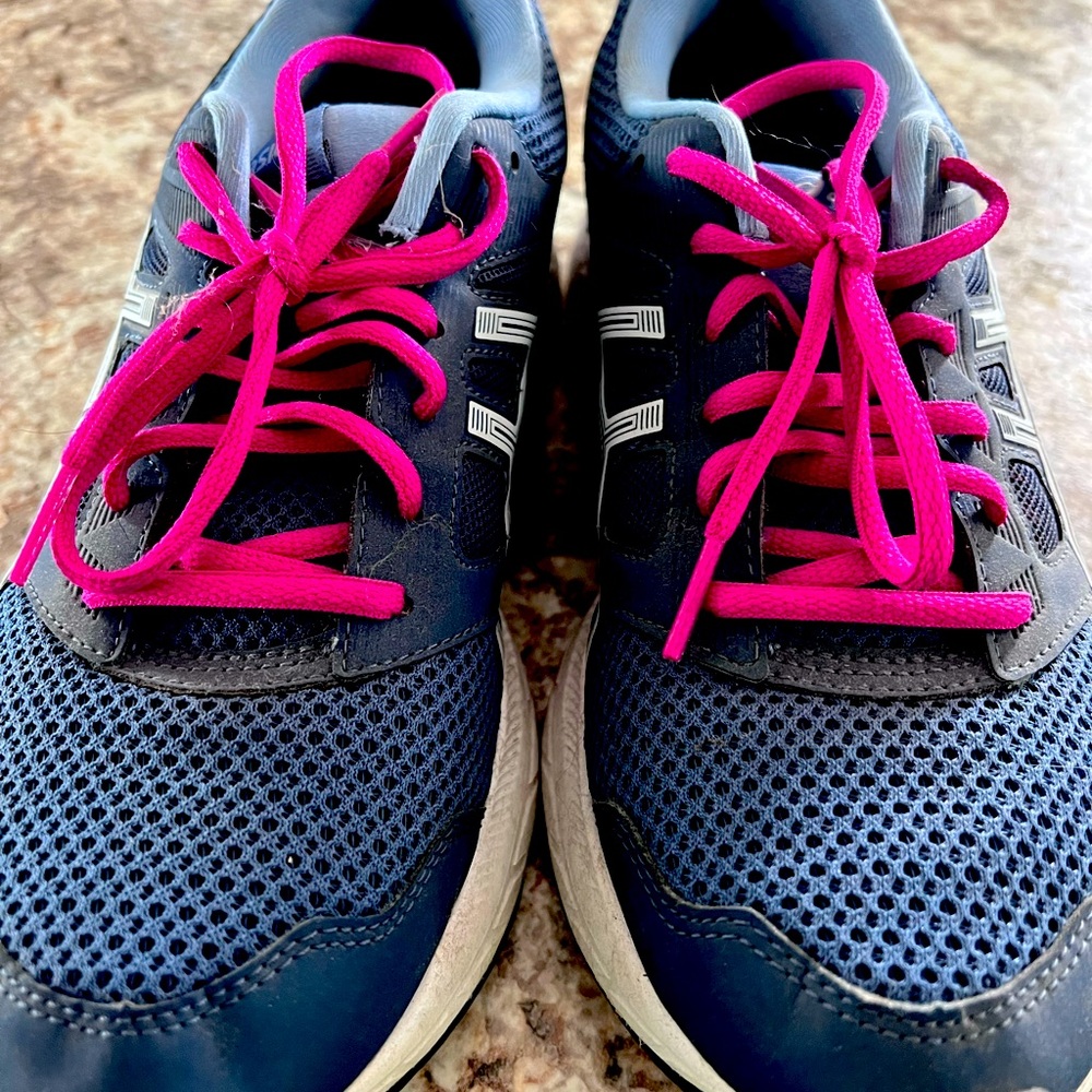 Women’s ASICS running/walking shoe